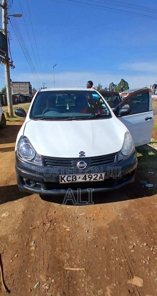 Nissan Advan 2007 White