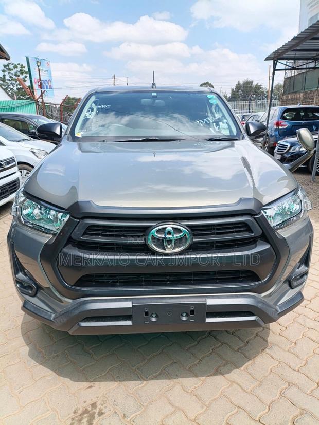 Toyota Hilux Revo Double Cab Deisel 2.4 AWD 2021 Brown