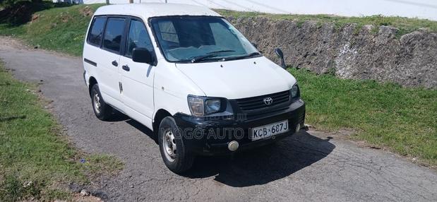 Toyota TownAce 2007 White