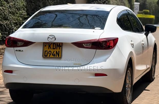Mazda Axela 2016 White