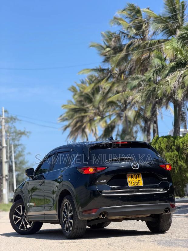 Mazda CX-5 Grand Touring FWD 2018 Black