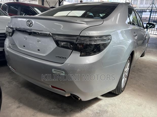 Toyota Mark X 2019 Silver