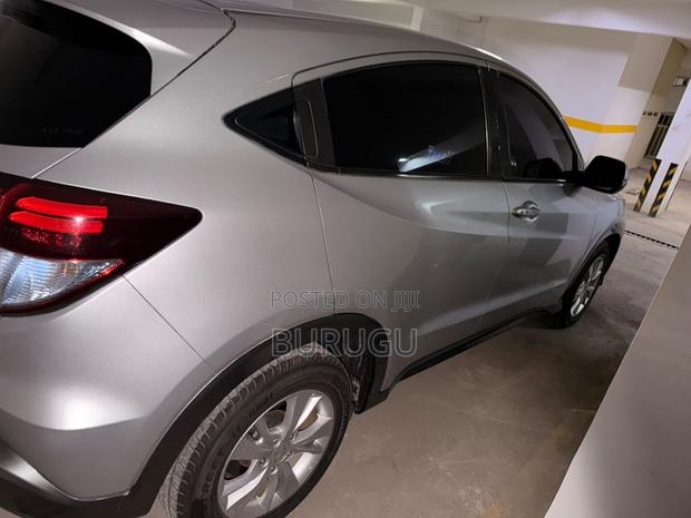 Honda Vezel 2014 Silver