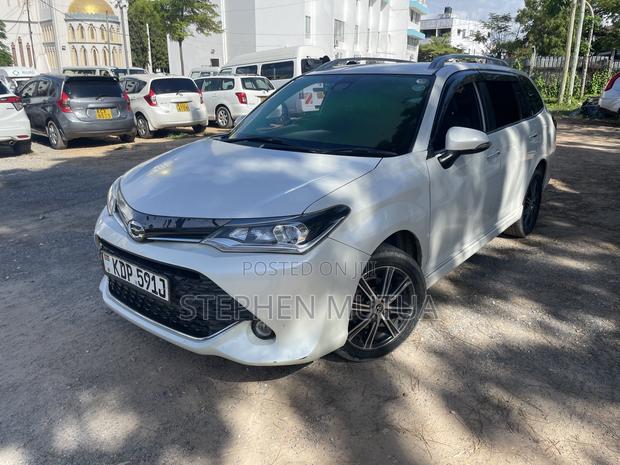 Toyota Corolla Fielder 1.5 Petrol FWD 2016 White