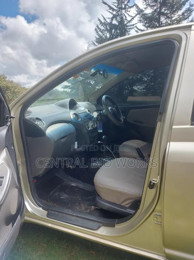 Toyota Vitz 1.3 FWD 5dr 2002 Silver