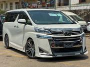 Toyota Vellfire X 2.5 FWD 8-Seater 2019 Pearl for sale