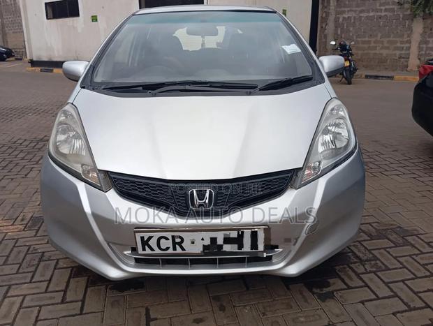 Honda Fit 2011 Silver