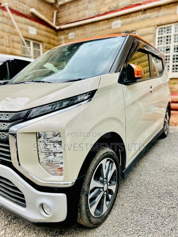 Mitsubishi EK Sport 2019 Beige