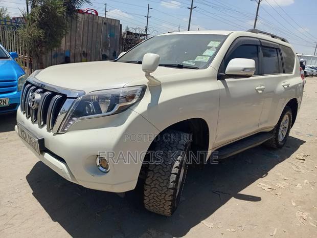 Toyota Land Cruiser Prado 2012 White