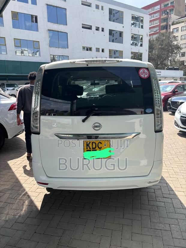 Nissan Serena 2014 White
