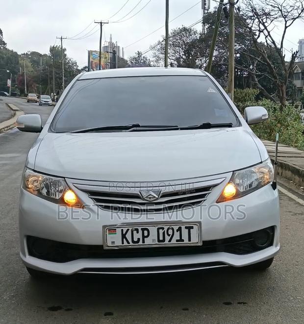 Toyota Allion 2010 Silver