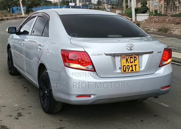 Toyota Allion 2010 Silver