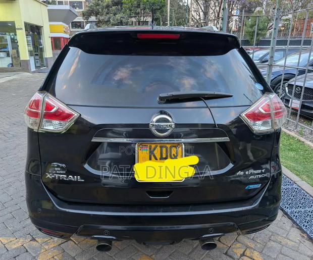 Nissan X-Trail 2.0 Petrol FWD 2016 Black
