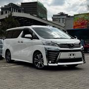 Toyota Vellfire 2019 White for sale