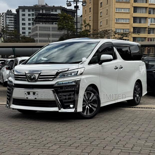 Toyota Vellfire 2019 White