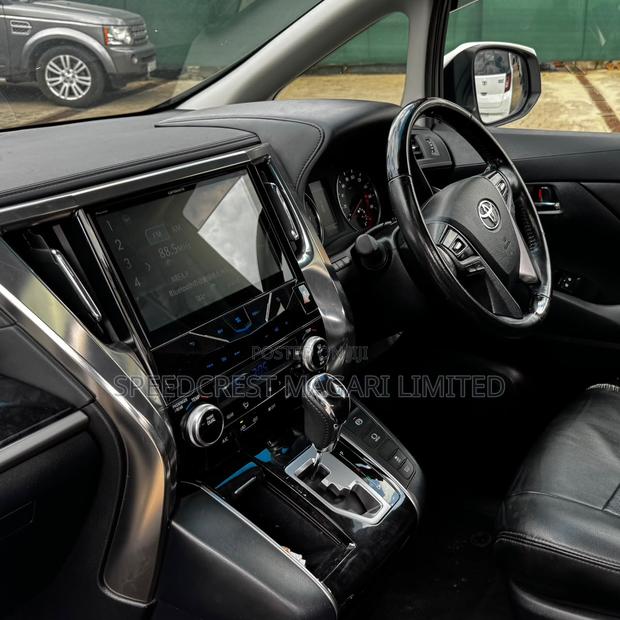 Toyota Vellfire 2019 White
