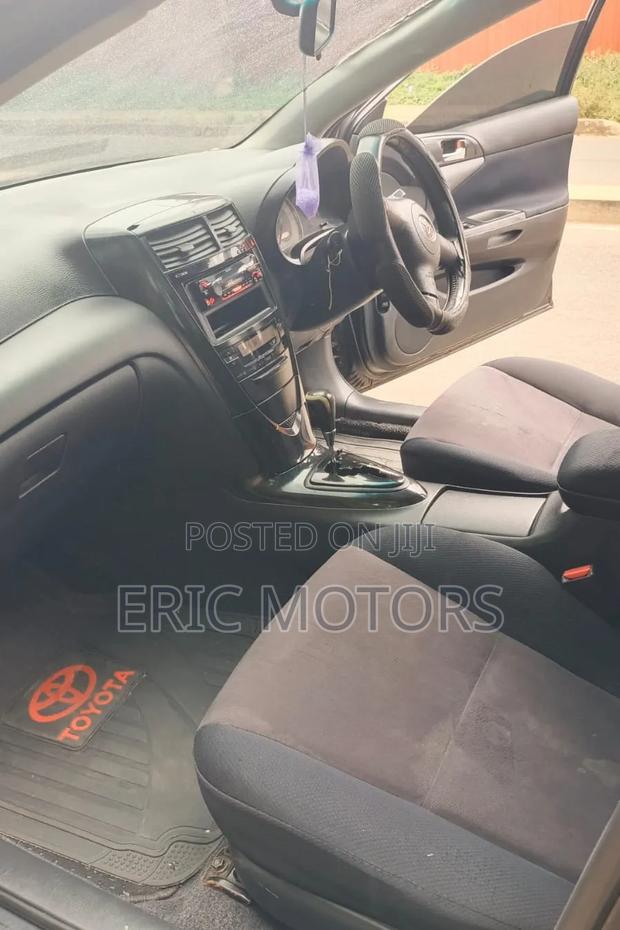 Toyota Caldina 2006 Black