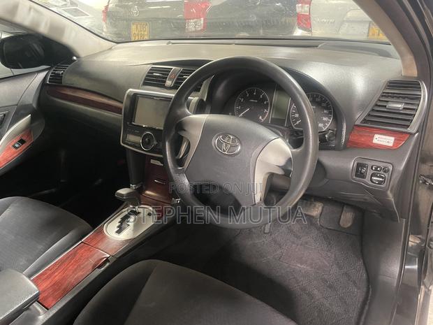 Toyota Premio 1.8 FWD 2013 Black
