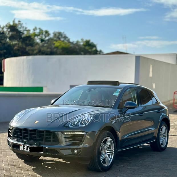 Porsche Macan Sport Edition 2018 Gray