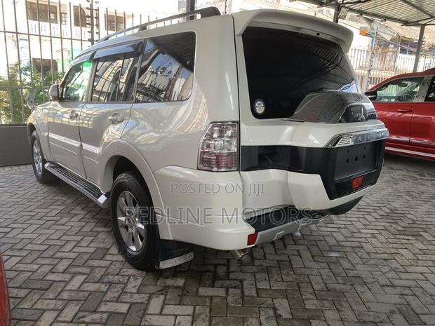 Mitsubishi Pajero Exceed 2019 White