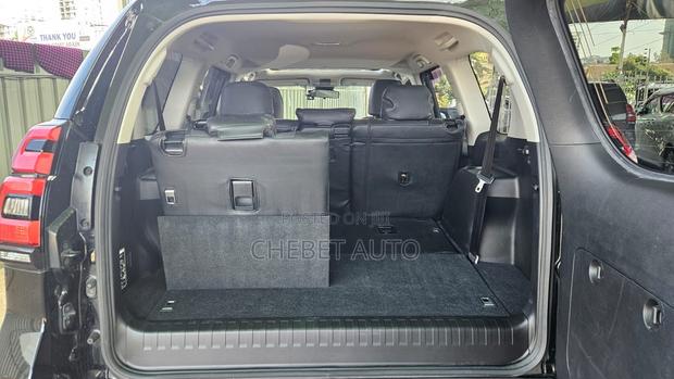 Toyota Land Cruiser Prado 2.8 2020 Black