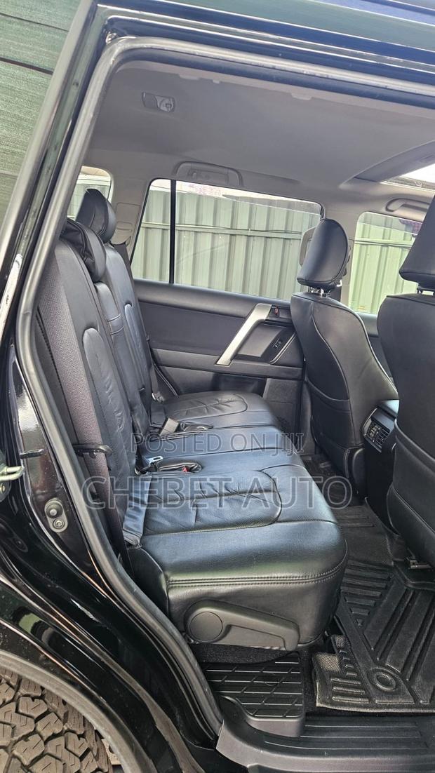 Toyota Land Cruiser Prado 2.8 2020 Black