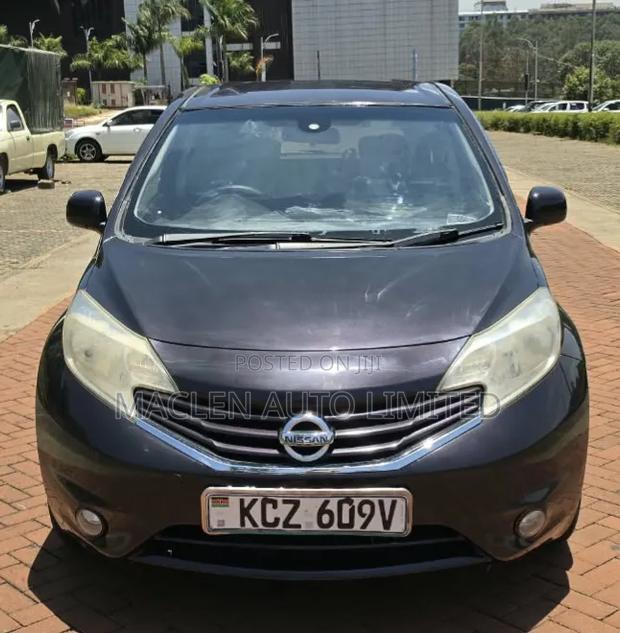Nissan Note 2013 Maroon