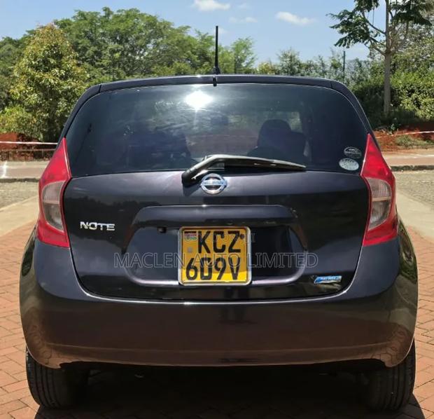 Nissan Note 2013 Maroon