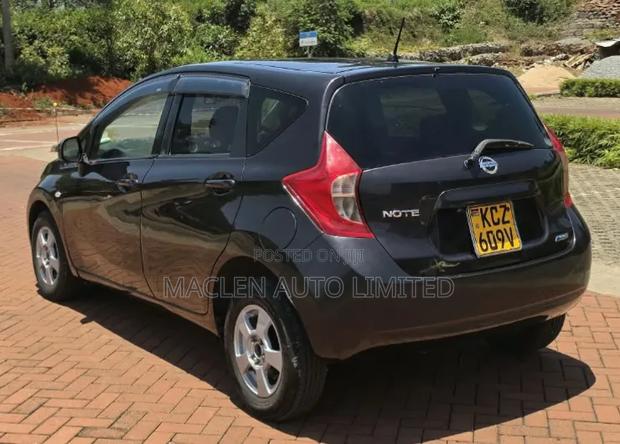 Nissan Note 2013 Maroon