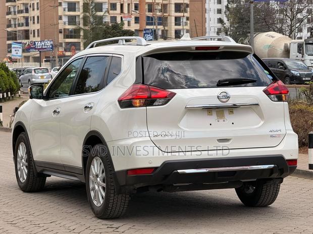 Nissan X-Trail 2.0 Petrol AWD 2019 White