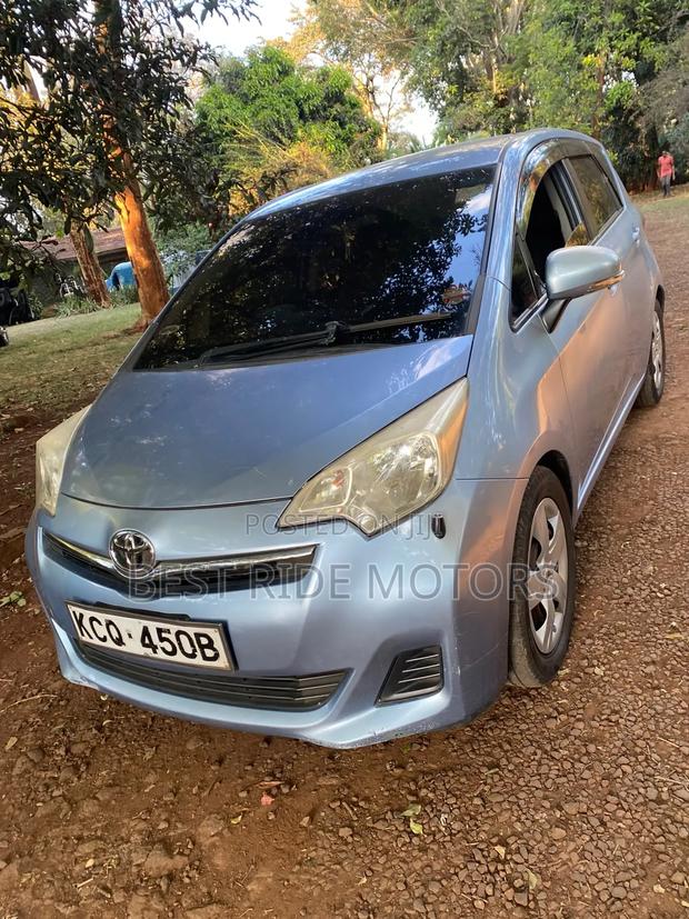 Toyota Ractis 1.5 FWD 2011 Black