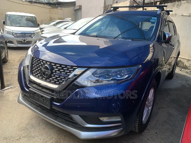 Nissan X-Trail 2.0 Petrol AWD 2019 Purple