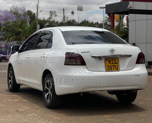 Toyota Belta 2010 White