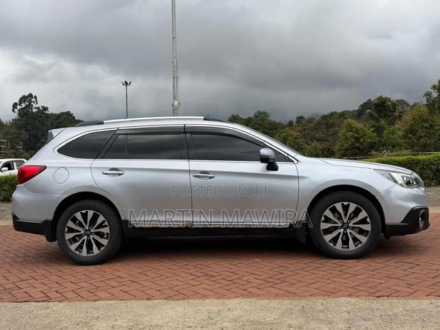 Subaru Outback 2016 Silver