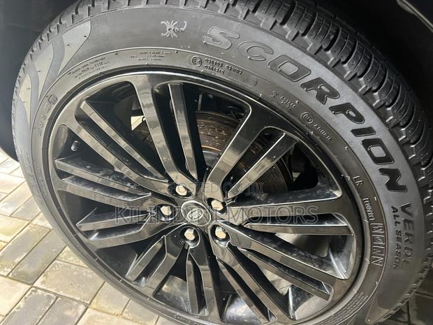 Land Rover Discovery 2020 Black