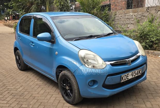 Toyota Passo 2014 Blue
