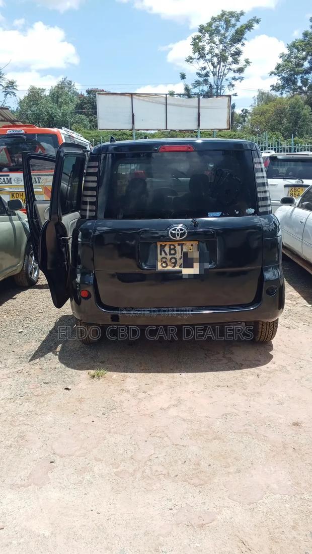 Toyota Sienta 2005 Black