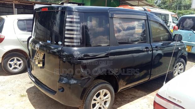 Toyota Sienta 2005 Black