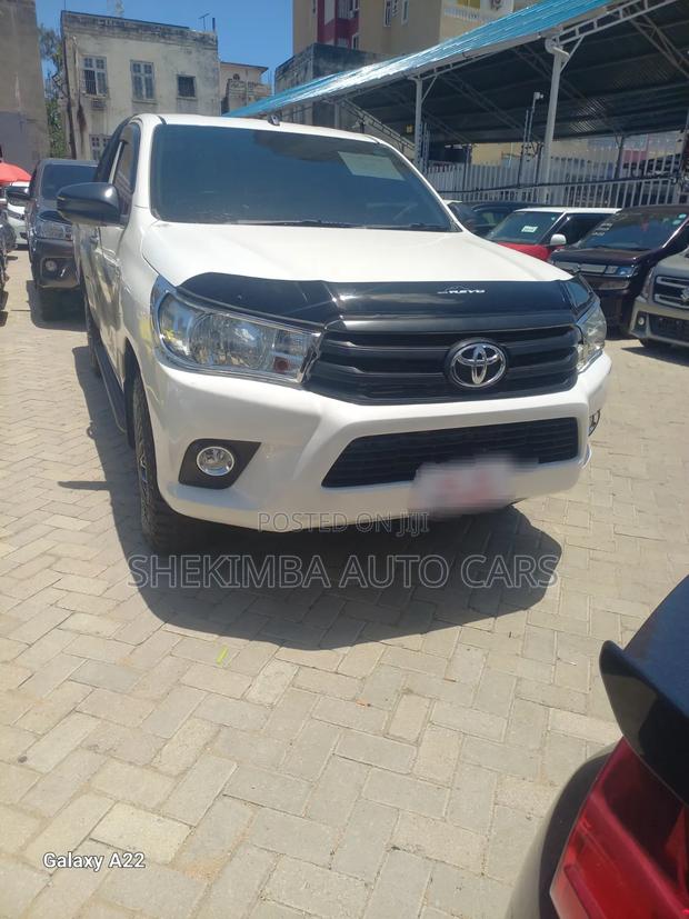 Toyota Hilux Revo Single Cab Deisel 2.4 RWD 2020 White