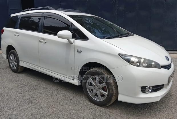 Toyota Wish 2012 White
