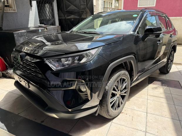 Toyota RAV4 2020 Black