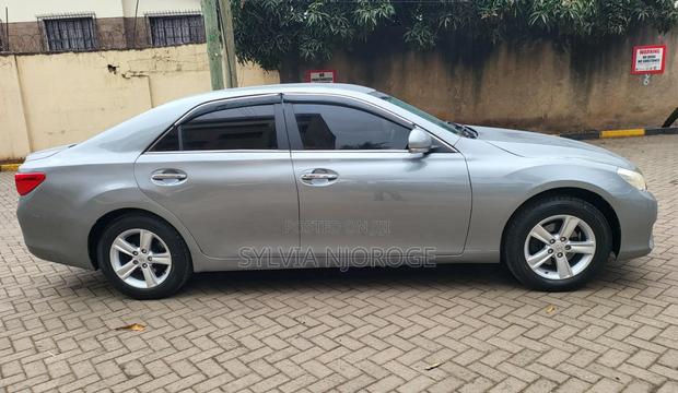 Toyota Mark X 2011 Gray