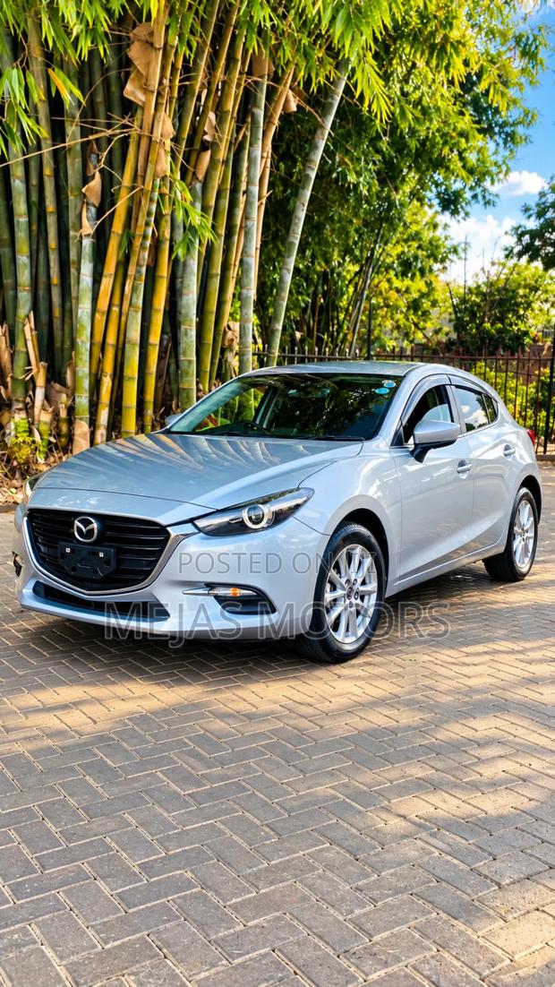 Mazda Axela 2018 Silver