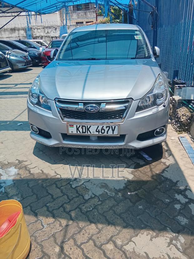 Subaru Legacy 2015 Silver