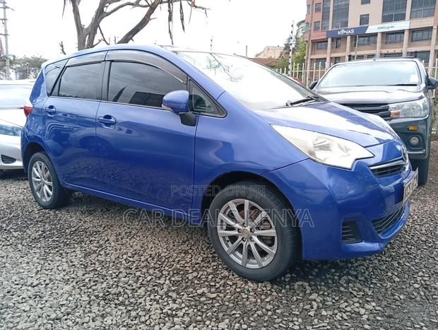 Toyota Ractis 1.5 FWD 2012 Blue