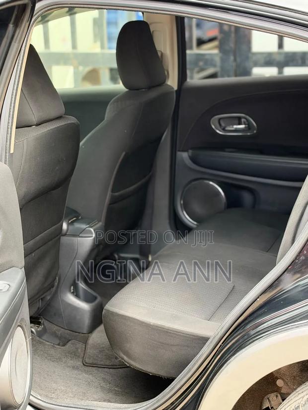 Honda Vezel 2015 Black
