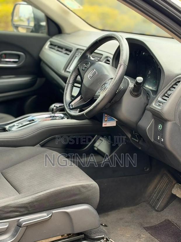 Honda Vezel 2015 Black