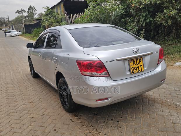 Toyota Allion 2010 Silver