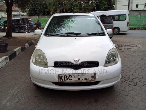 Toyota Vitz 2003 White
