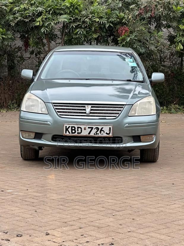 Toyota Premio 2002 Green